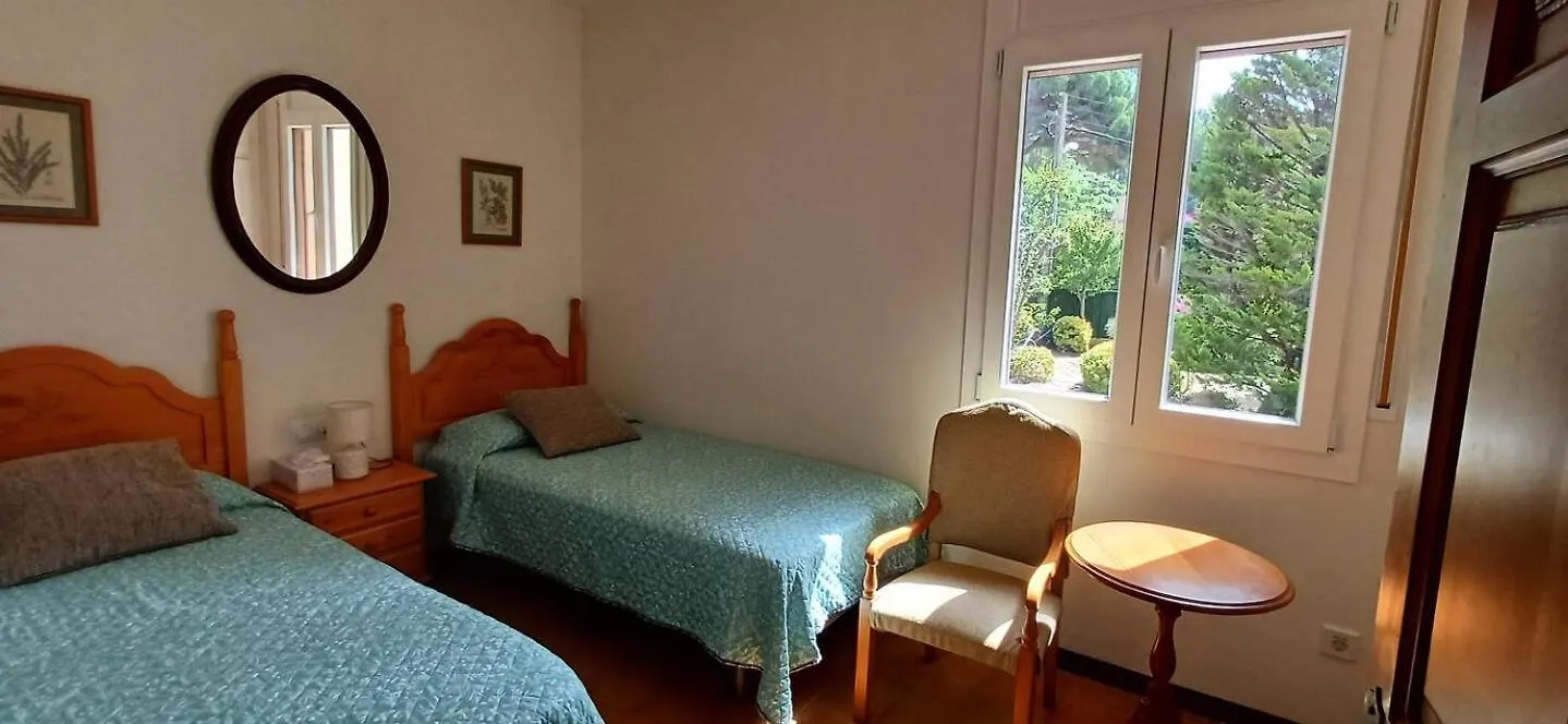 Tamariu Chalet, 3 Bedroom In Main House And Self Contained Unit Палафружель 0*,  Испания